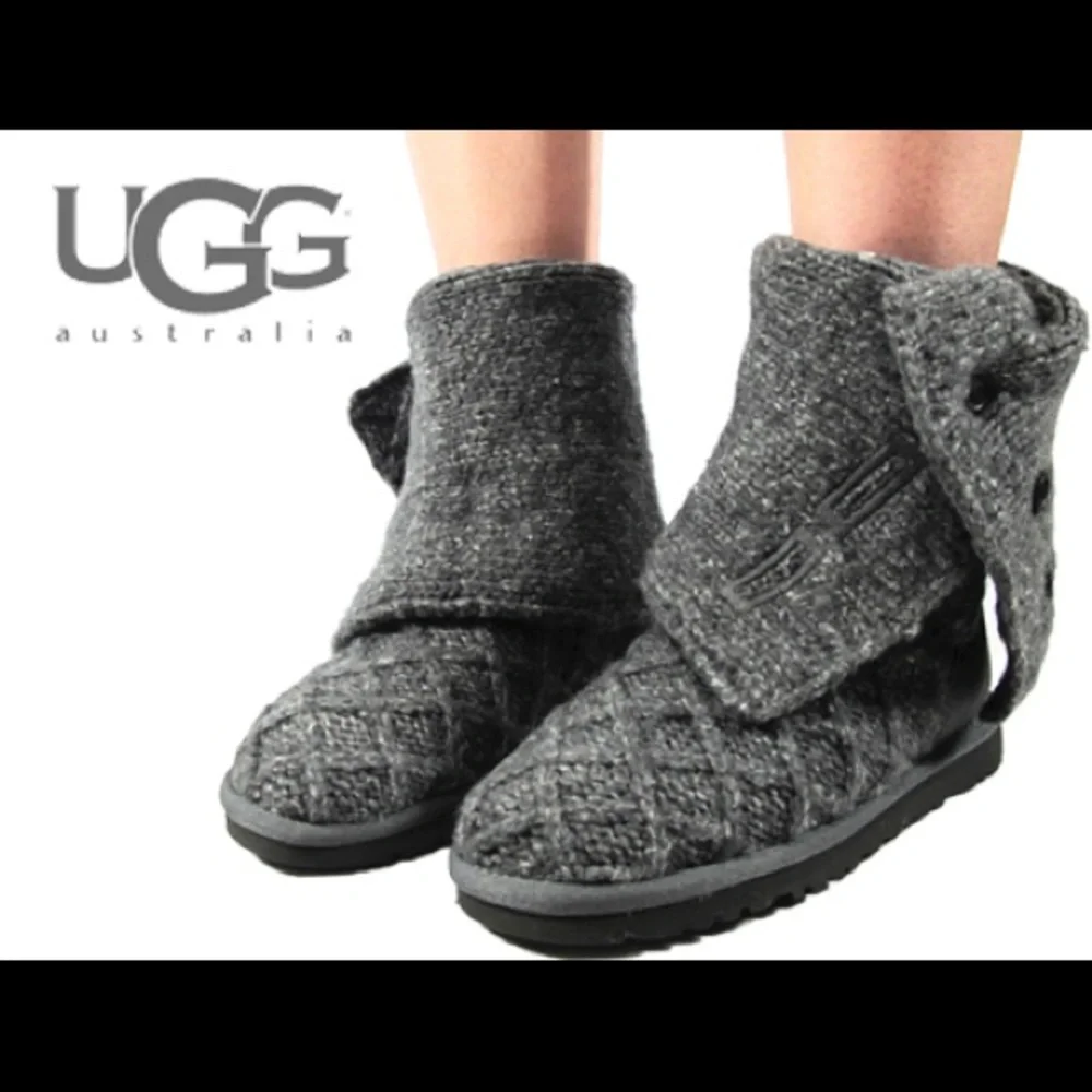 Ugg Classic Cardy Button Detailed Knit Boots